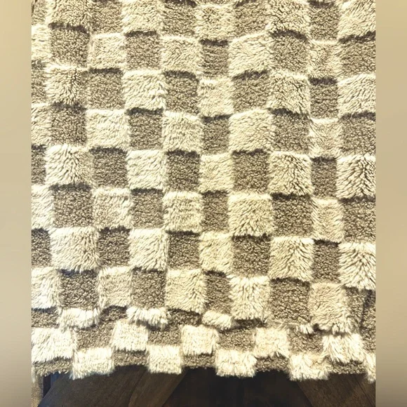 NWT BiBi Cozy Mocha Checkered Sherpa Hooded Jacket - Picture 6 of 16